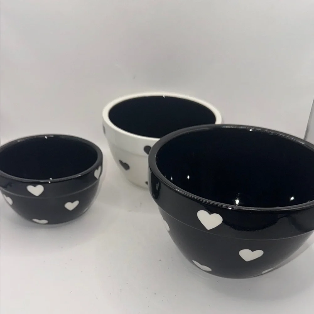 Heart Patterned Black and White nesting Bowls